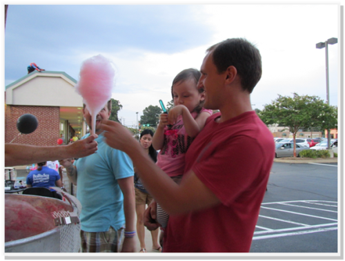 Cotton Candy, Popsicles, and Popcorn were distributed as movie treats at the Annandale Shopping Center.  Silverado’s also provided their famous Salsa and Chips.